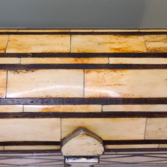 Camel Bone Inlay Box - Picture 4 of 11